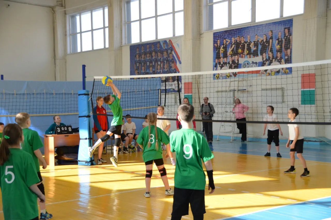 В Твери определили сильнейшие школьные команды по мини-пионерболу В Твери определили сильнейшие школьные команды по мини-пионерболу