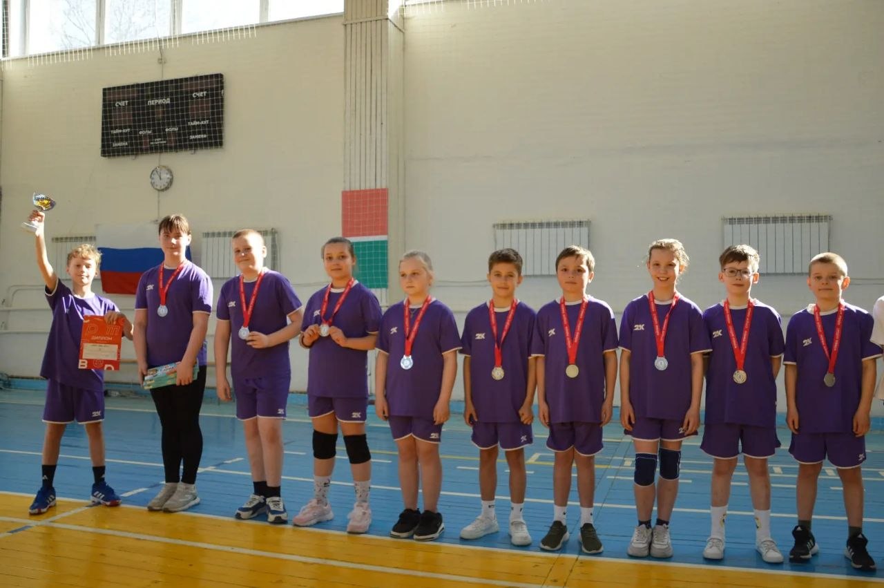 В Твери определили сильнейшие школьные команды по мини-пионерболу В Твери определили сильнейшие школьные команды по мини-пионерболу