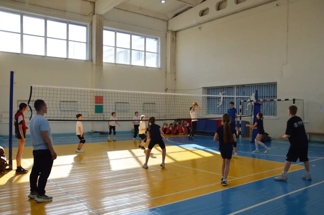 В Твери определили сильнейшие школьные команды по мини-пионерболу В Твери определили сильнейшие школьные команды по мини-пионерболу