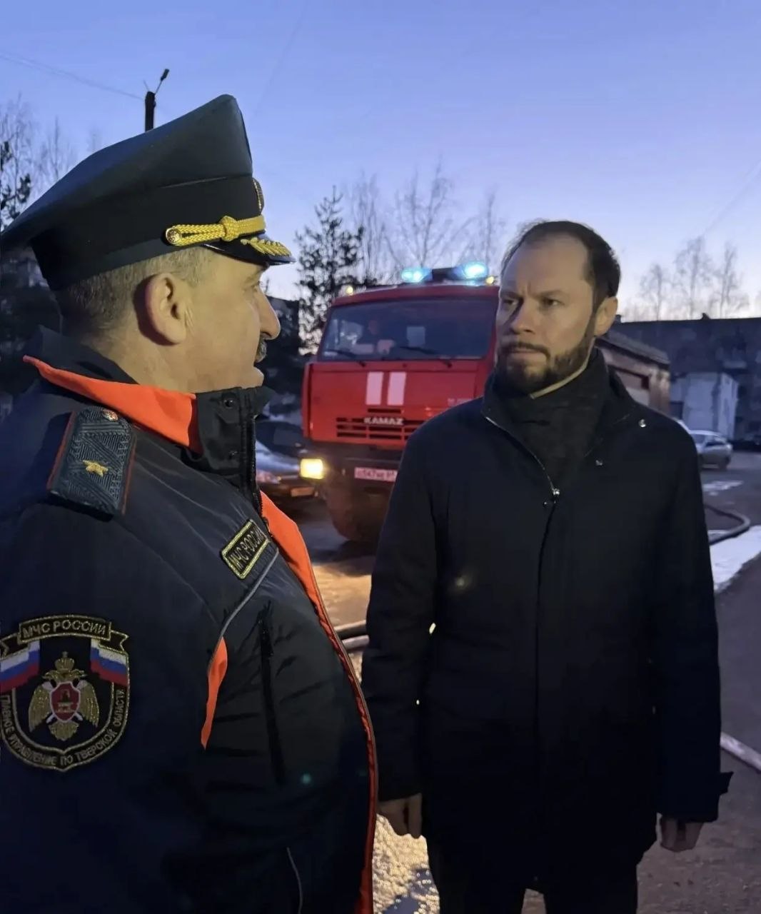 Глава Тверской области Виталий Королев провёл оперативное совещание в Зубцове и дал поручение по восстановительным работам в многоэтажном доме, где в результате отражения атаки БПЛА произошло возгорание в одной из квартир Глава Тверской области Виталий Королев провёл оперативное совещание в Зубцове и дал поручение по восстановительным работам в многоэтажном доме, где в результате отражения атаки БПЛА произошло возгорание в одной из квартир