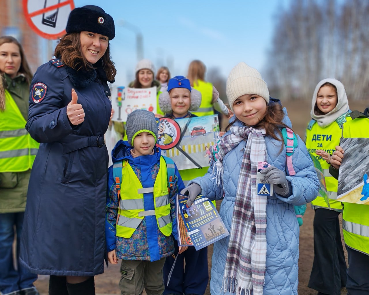 Вместе за безопасность: в преддверии каникул в городе Твери прошел масштабный профилактический рейд Вместе за безопасность: в преддверии каникул в городе Твери прошел масштабный профилактический рейд