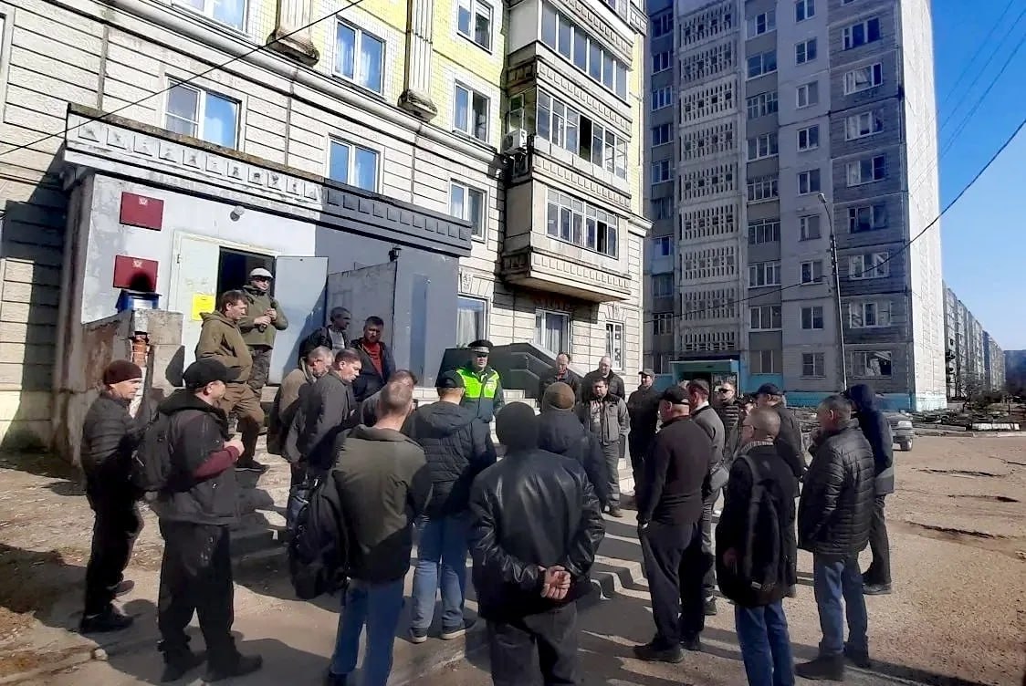 Сотрудники Госавтоинспекции города Твери провели индивидуальные беседы с осужденными, состоящими на учете и лишенными права управления Сотрудники Госавтоинспекции города Твери провели индивидуальные беседы с осужденными, состоящими на учете и лишенными права управления