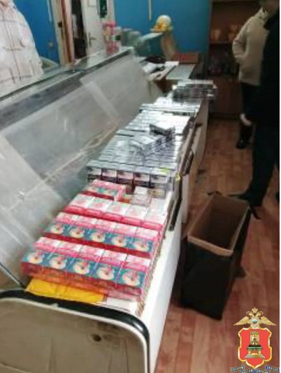 У предпринимателя из Нелидово изъяли контрафактный табак и алкоголь