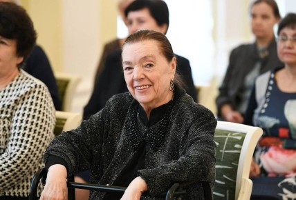 27 марта, во Всемирный День театра, в Москве состоялась церемония вручения премии «Золотая маска»