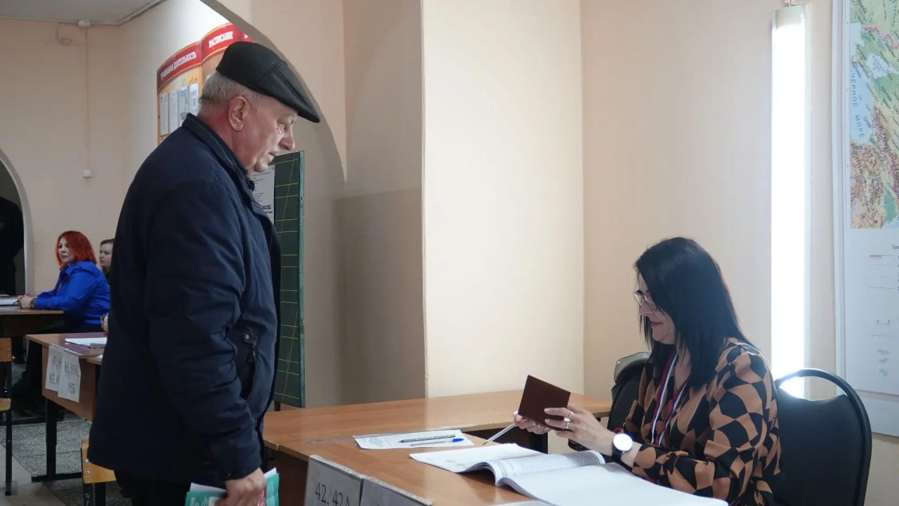 29 марта на выборах депутатов Думы Торжокского муниципального округа Тверской области первого созыва работают наблюдатели - представители от кандидатов и выдвинувших их политических партий, а также общественные наблюдатели –... 29 марта на выборах депутатов Думы Торжокского муниципального округа Тверской области первого созыва работают наблюдатели - представители от кандидатов и выдвинувших их политических партий, а также общественные наблюдатели –...