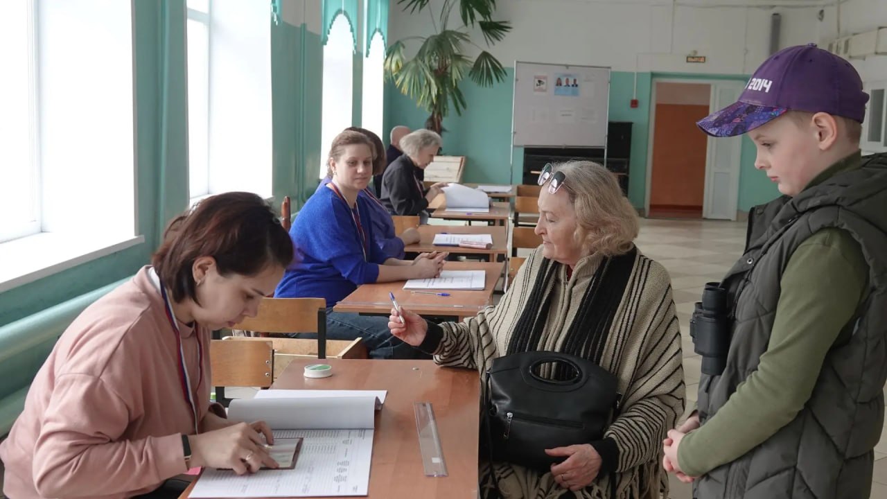 29 марта на выборах депутатов Думы Торжокского муниципального округа Тверской области первого созыва работают наблюдатели - представители от кандидатов и выдвинувших их политических партий, а также общественные наблюдатели –... 29 марта на выборах депутатов Думы Торжокского муниципального округа Тверской области первого созыва работают наблюдатели - представители от кандидатов и выдвинувших их политических партий, а также общественные наблюдатели –...