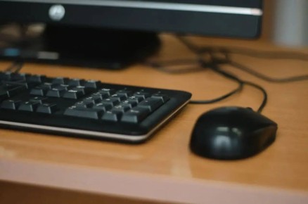 В Торопце женщина заплатит штраф за оскорбление коллеги