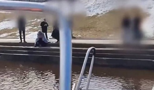 � ��������� ���� ����� � ����� ������ �������