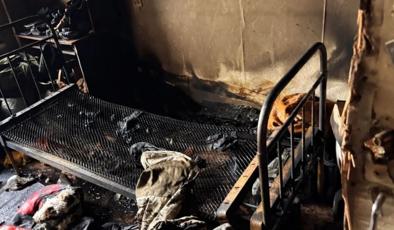 Следователь СК устанавливает обстоятельства гибели мужчины в результате пожара