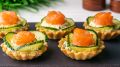 Тарталетки с сыром и красной рыбой: вкус и стиль на вашем празднике