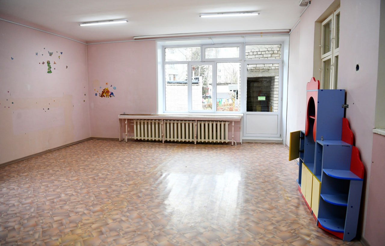 6 апреля глава Тверской области в ходе рабочей поездки в Конаковский округ внепланово посетил детский сад №2 Конаково, по которому поступали обращения жителей о необходимости проведения ремонта, проверил, насколько комфортно... 6 апреля глава Тверской области в ходе рабочей поездки в Конаковский округ внепланово посетил детский сад №2 Конаково, по которому поступали обращения жителей о необходимости проведения ремонта, проверил, насколько комфортно...