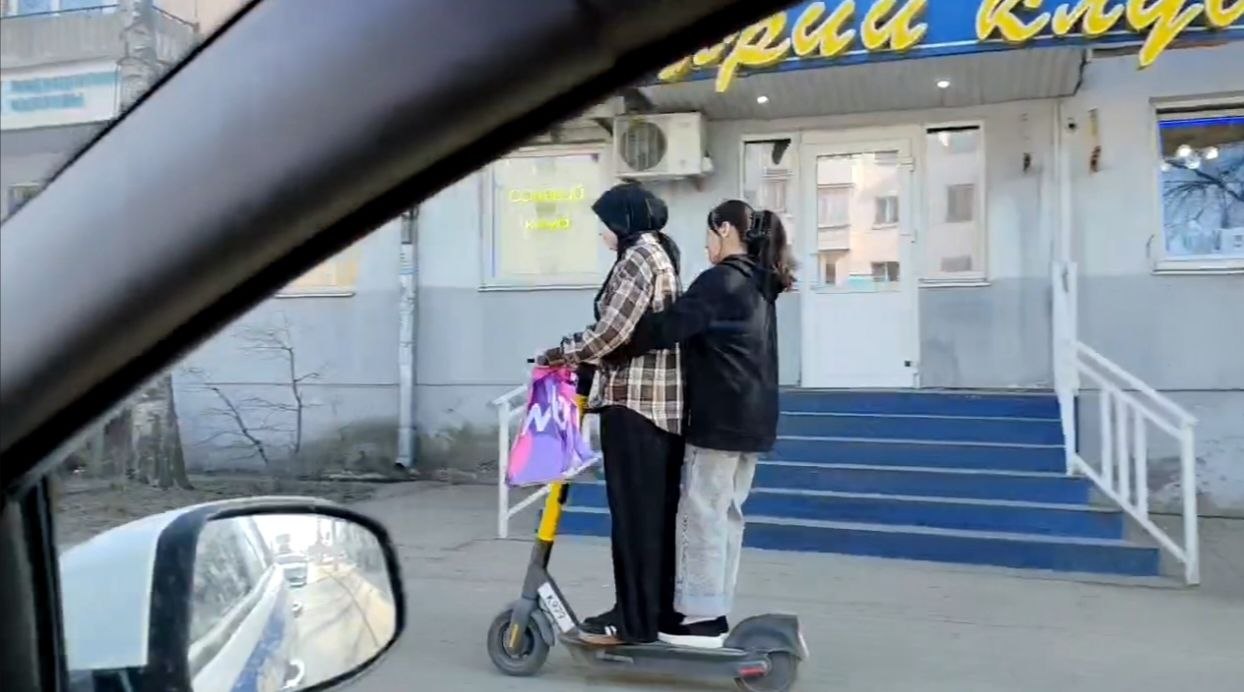 С 30 марта по 05 апреля в Твери сотрудники Госавтоинспекции привлекли к ответственности за нарушения ПДД 10 водителей электросамокатов