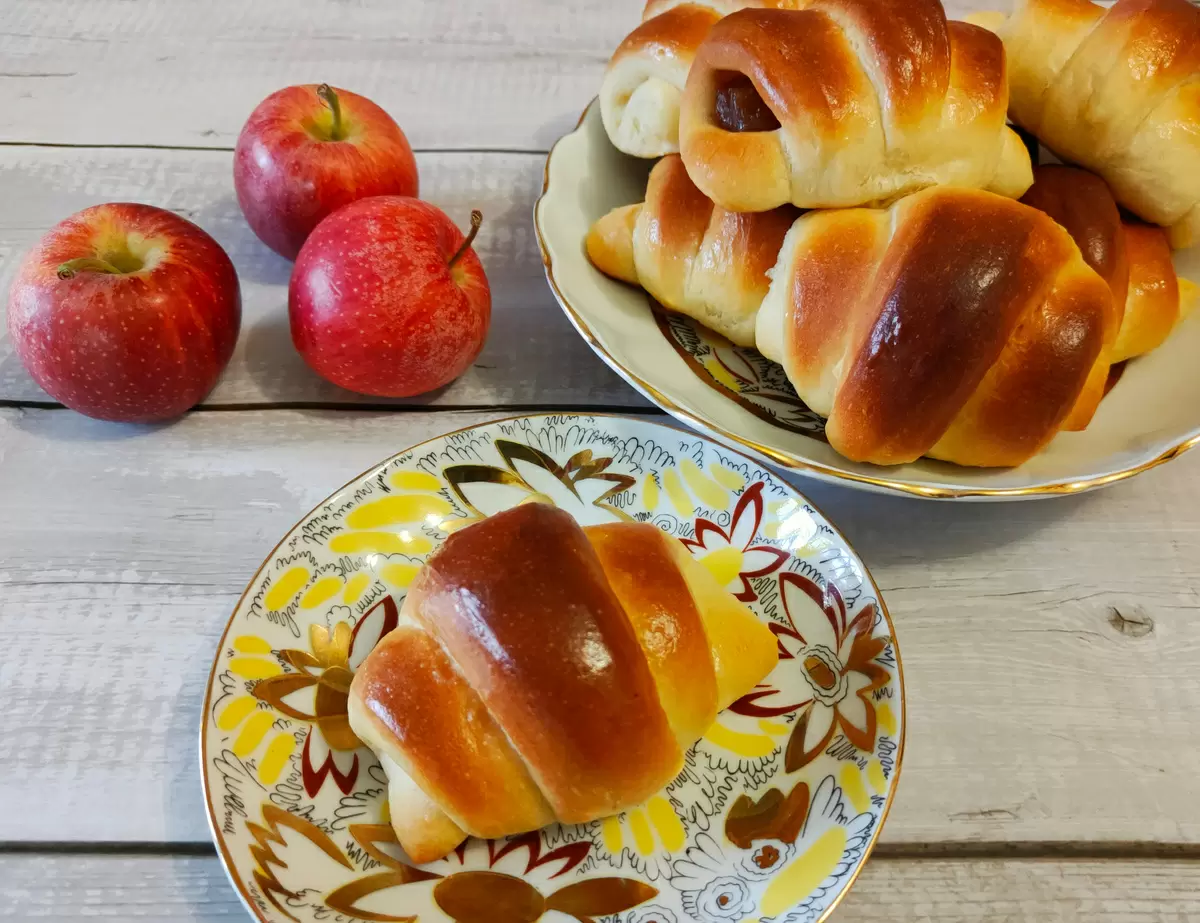 Как приготовить восхитительные булочки с повидлом