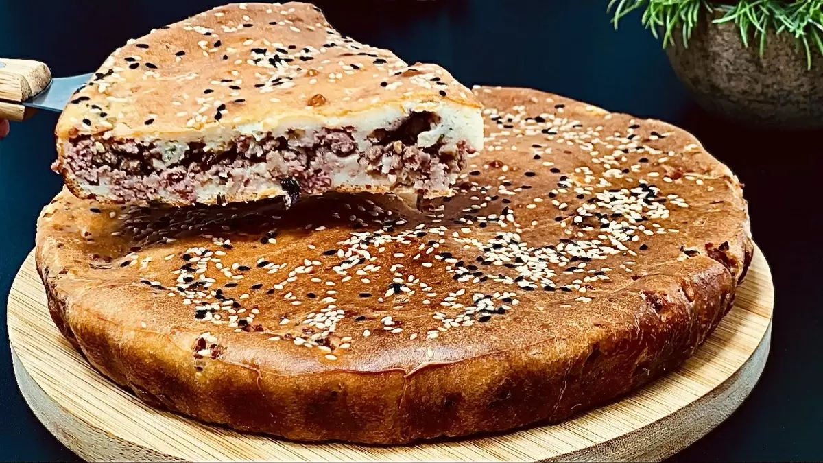 Простые шаги к удивительному пирогу с фаршем за 40 минут