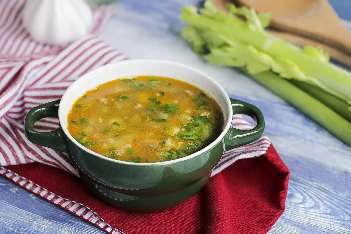 Рецепт супа «Удайпур» с чечевицей, картофелем и соусом табаско