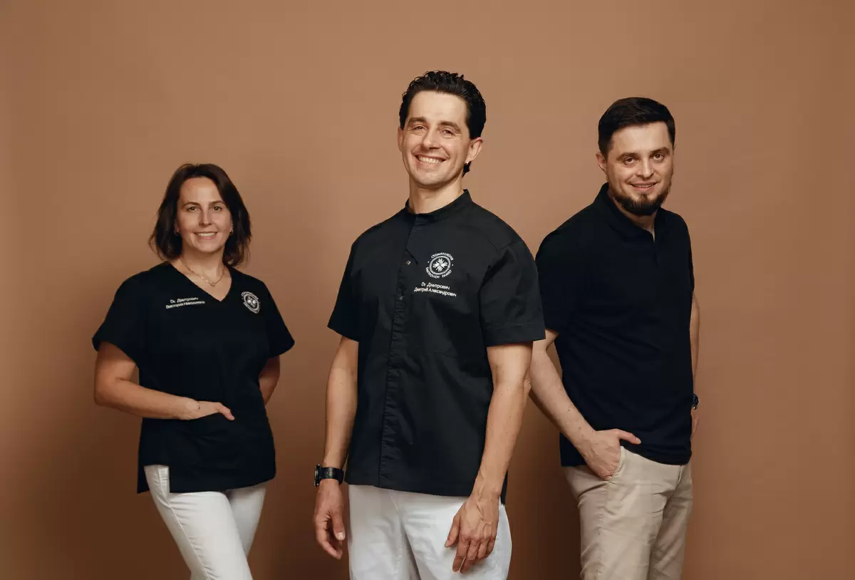 Эффективные способы ухода за зубными протезами: Как избавиться от налета и камня