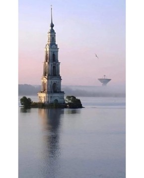 Михаил Онуфриенко: Тверская область. Калязин. Старая церковь и современный телескоп