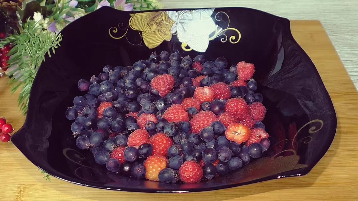 Летние находки с Wildberries и простой рецепт ягодного десерта