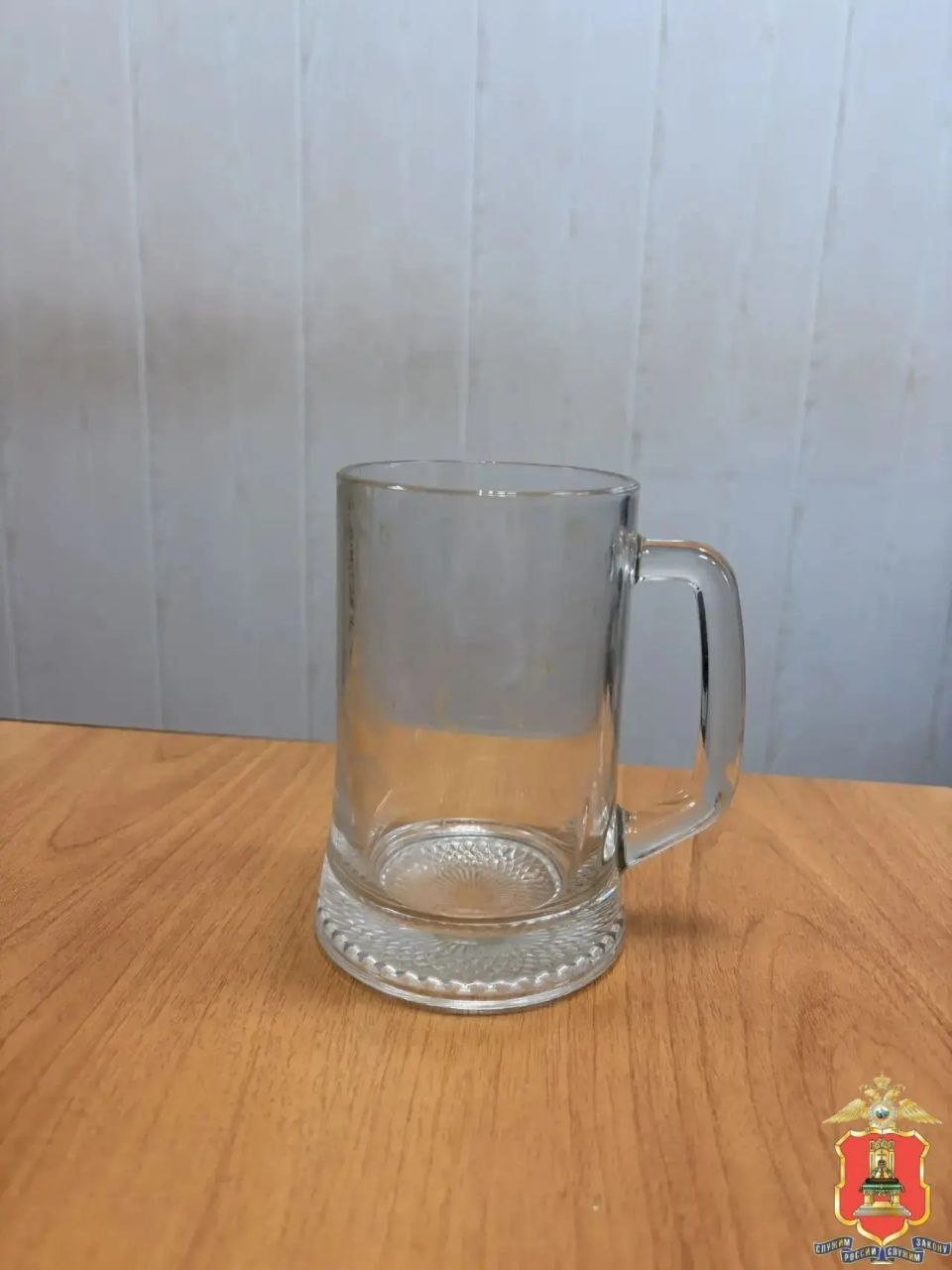 ПИВНАЯ КРУЖКА КАК АРГУМЕНТ: ПОЛИЦЕЙСКИЕ РАЗБИРАЮТСЯ В ОБСТОЯТЕЛЬСТВАХ КОНФЛИКТА НА ПОЧВЕ РЕВНОСТИ