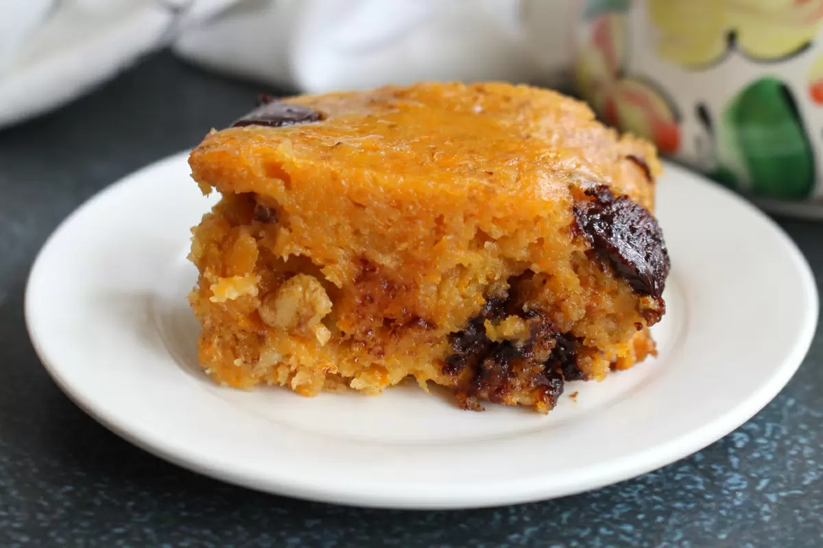 Нежный тыквенный пирог с орехами и шоколадом: сладкое искушение для всех