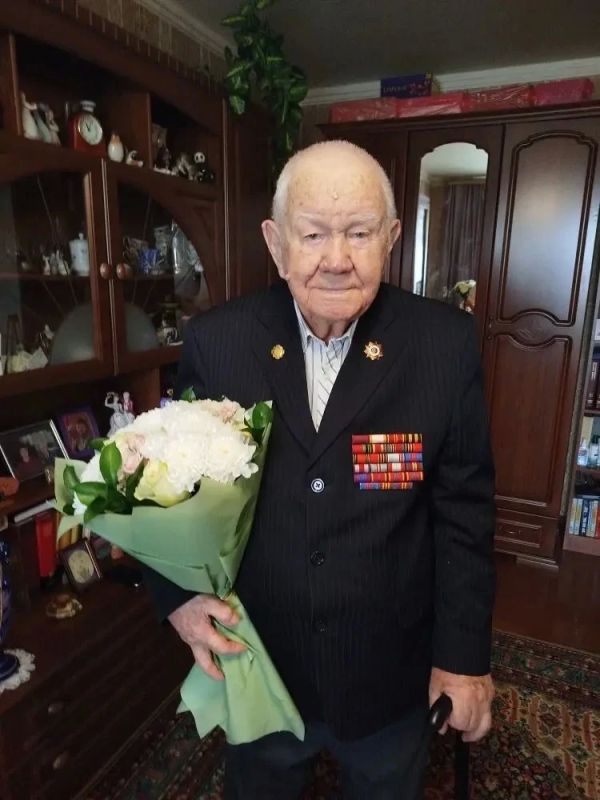 14 ������ 100 ��� ����������� ��������� ������� ������������� �����, ��������� ���������� ������ ����� ������� ����������� �����������