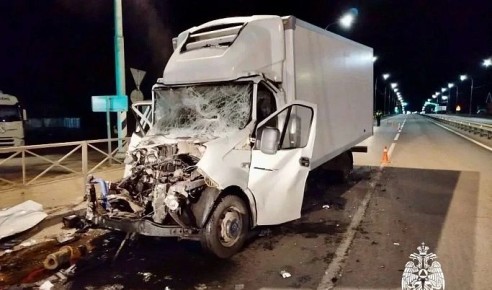 В аварии с двумя «Газелями» пострадал человек