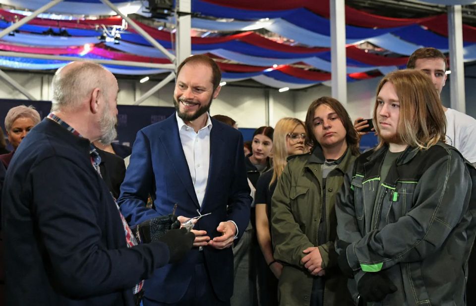 ������� ������� �� ������� ��������������� � �����: ���� ������ �� ���������� ��������� �������� � ��������� ����� ������ � ��������� �����