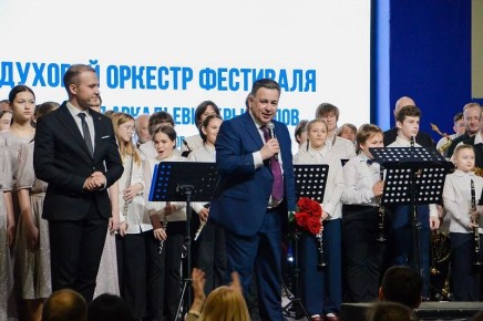 ����� 100 ���� ���������� ��������� �� ��������� ��������� ������� ��������� � �����