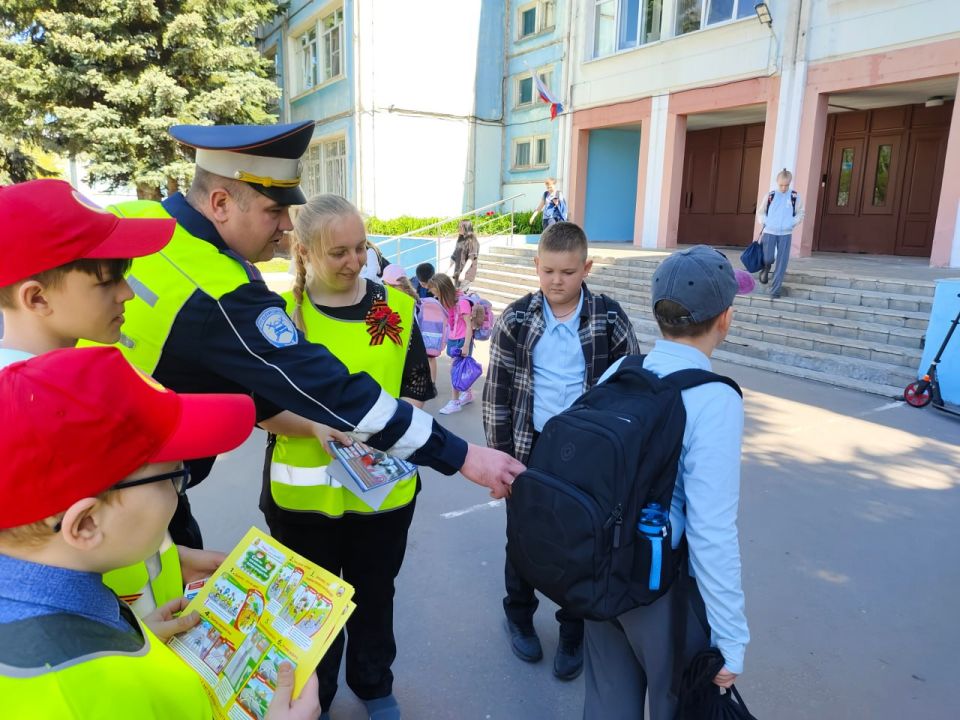 Каникулы без опасностей! Госавтоинспекция, ЮИДовцы и «Родительский патруль» напомнили школьникам правила дорог! Каникулы без опасностей! Госавтоинспекция, ЮИДовцы и «Родительский патруль» напомнили школьникам правила дорог!