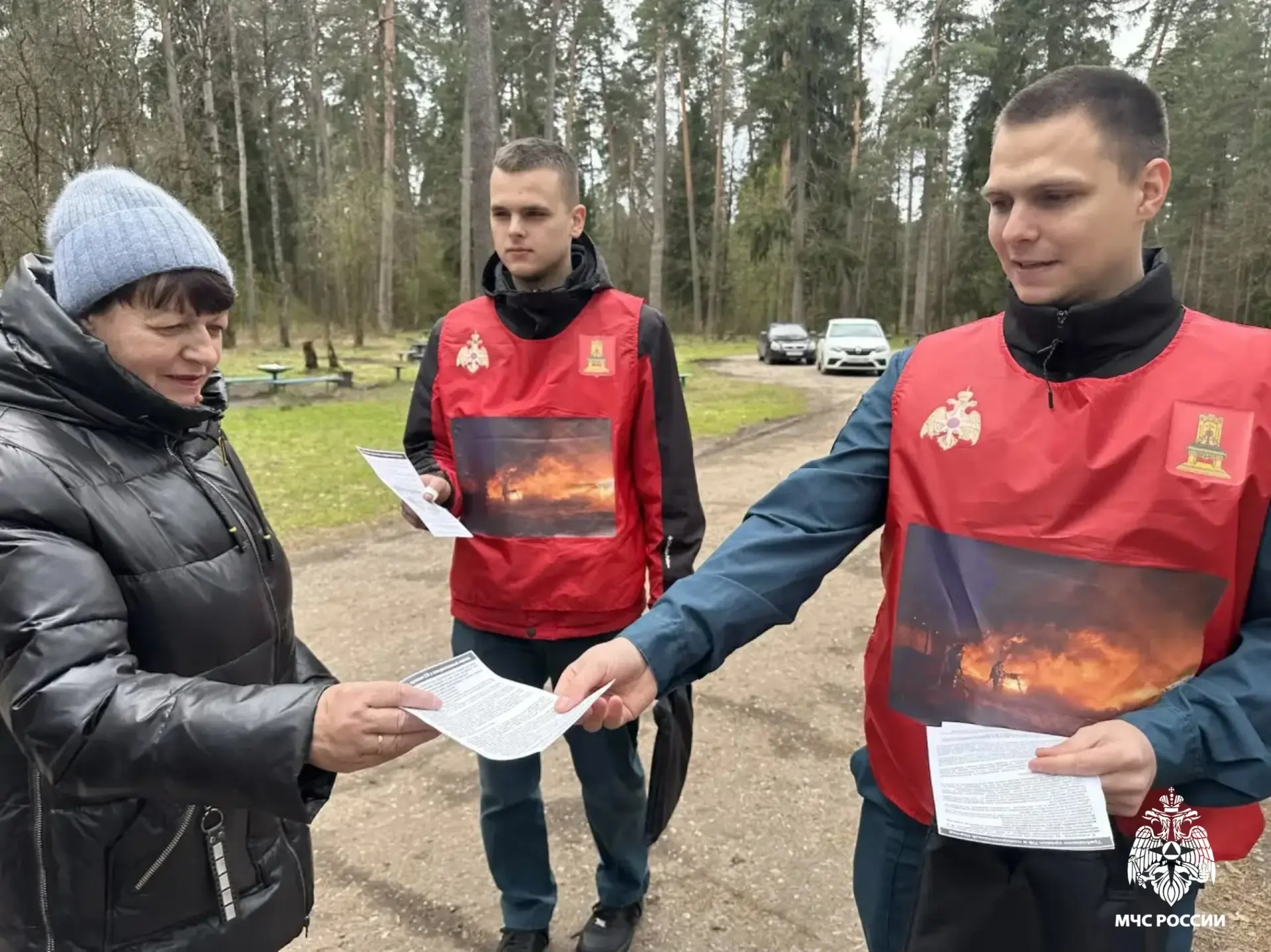 Профилактические рейды с волонтерами Профилактические рейды с волонтерами