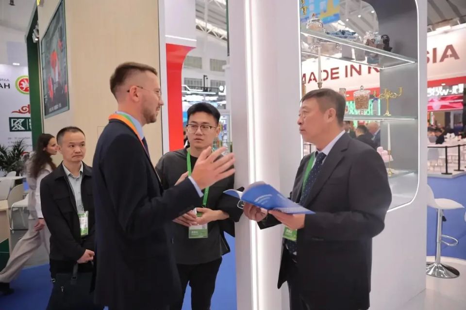 Виталий Королев рассказал о перспективах сотрудничества с провинциями Хэйлунцзян, Ляонин и Шаньдун Виталий Королев рассказал о перспективах сотрудничества с провинциями Хэйлунцзян, Ляонин и Шаньдун