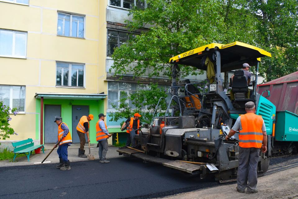 Порядка 145 дворов будут отремонтированы в этом году Порядка 145 дворов будут отремонтированы в этом году