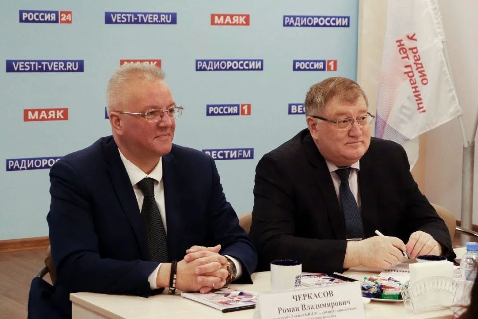На площадке ГТРК «Тверь» проходит пресс-завтрак с представителями ВНИИ МВД России