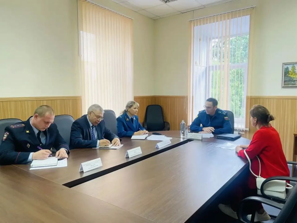 Прокурор Тверской области Денис Назаренко посетил с рабочим визитом Калязинский муниципальный округ Прокурор Тверской области Денис Назаренко посетил с рабочим визитом Калязинский муниципальный округ