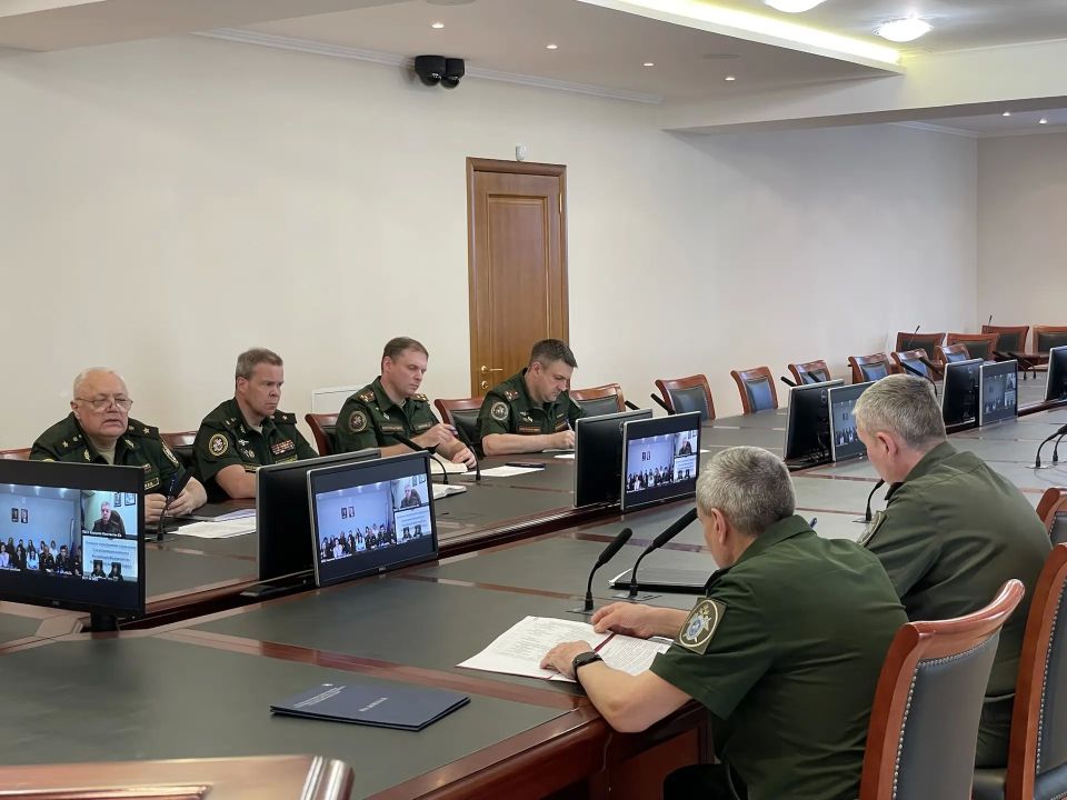 Заявители из Забайкальского края поблагодарили заместителя Председателя СК России – руководителя ГВСУ за содействие в восстановлении их нарушенных жилищных прав Заявители из Забайкальского края поблагодарили заместителя Председателя СК России – руководителя ГВСУ за содействие в восстановлении их нарушенных жилищных прав