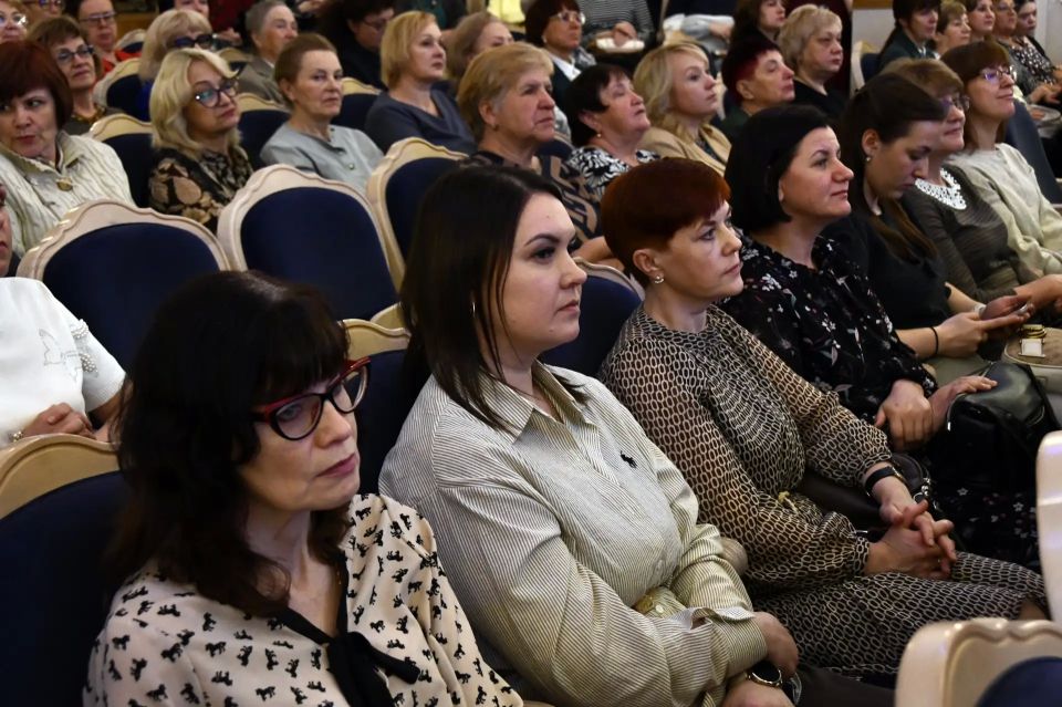 В Тверской областной филармонии состоялось торжественное мероприятие, посвящённое Общероссийскому дню библиотек, отмечаемому 27 мая В Тверской областной филармонии состоялось торжественное мероприятие, посвящённое Общероссийскому дню библиотек, отмечаемому 27 мая