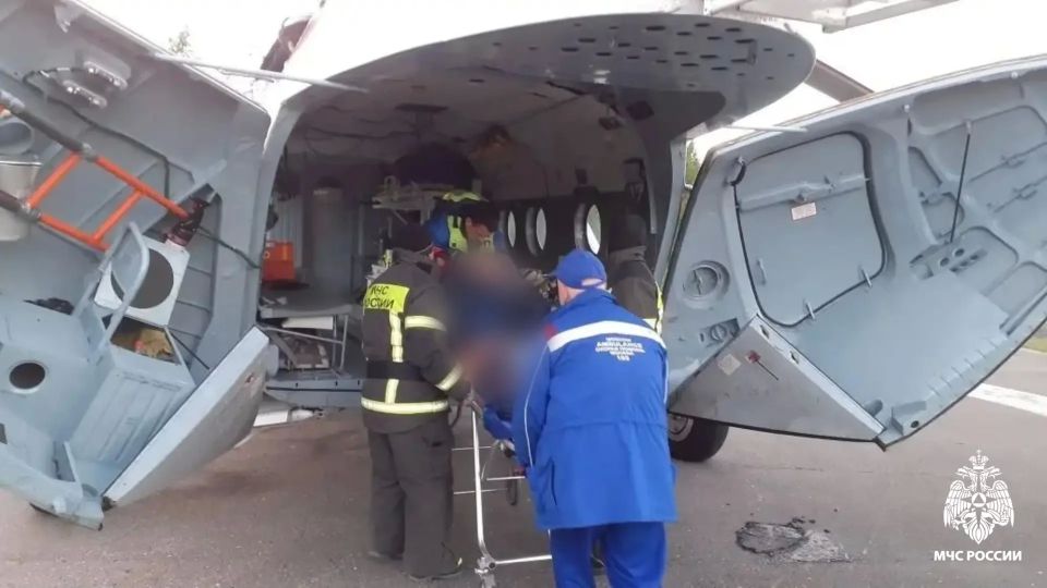 26 мая вертолёт Ми-8 МЧС России совершил санитарные вылеты в ЦРБ Нелидовского и Ржевского МО для оказания помощи и транспортировки пациентов в областную клиническую больницу города Тверь 26 мая вертолёт Ми-8 МЧС России совершил санитарные вылеты в ЦРБ Нелидовского и Ржевского МО для оказания помощи и транспортировки пациентов в областную клиническую больницу города Тверь