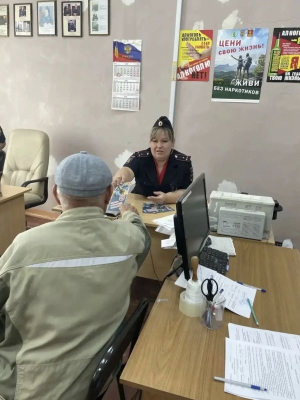 Ржевские автоинспекторы совместно с сотрудниками УФСИН провели профилактическую встречу с осужденными, лишенными права управления Ржевские автоинспекторы совместно с сотрудниками УФСИН провели профилактическую встречу с осужденными, лишенными права управления
