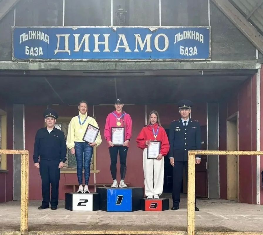 ТВЕРСКИЕ ПОЛИЦЕЙСКИЕ ПРОБЕЖАЛИ ЛЕГКОАТЛЕТИЧЕСКИЙ КРОСС ТВЕРСКИЕ ПОЛИЦЕЙСКИЕ ПРОБЕЖАЛИ ЛЕГКОАТЛЕТИЧЕСКИЙ КРОСС