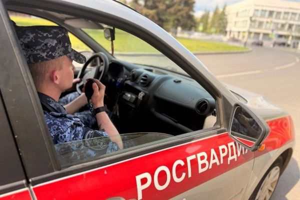 В Тверской области сотрудники вневедомственной охраны Росгвардии поймали на краже мужчину