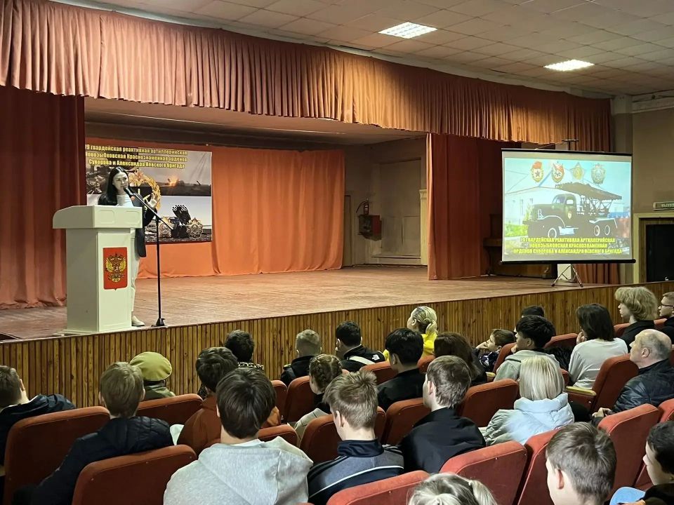 В Тверской области стартовал патриотический проект «Путь Героя», направленный на патриотическое воспитание молодежи и знакомство с историями тверских военнослужащих и героев страны В Тверской области стартовал патриотический проект «Путь Героя», направленный на патриотическое воспитание молодежи и знакомство с историями тверских военнослужащих и героев страны