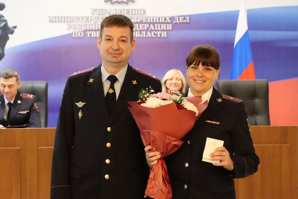 В ТВЕРИ ИНСПЕКТОРОВ ПО ДЕЛАМ НЕСОВЕРШЕННОЛЕТНИХ ПОЗДРАВИЛИ С 91-Й ГОДОВЩИНОЙ ОБРАЗОВАНИЯ СЛУЖБЫ В ТВЕРИ ИНСПЕКТОРОВ ПО ДЕЛАМ НЕСОВЕРШЕННОЛЕТНИХ ПОЗДРАВИЛИ С 91-Й ГОДОВЩИНОЙ ОБРАЗОВАНИЯ СЛУЖБЫ