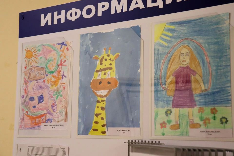 В ГТРК «Тверь» наградили юных художников в День защиты детей В ГТРК «Тверь» наградили юных художников в День защиты детей