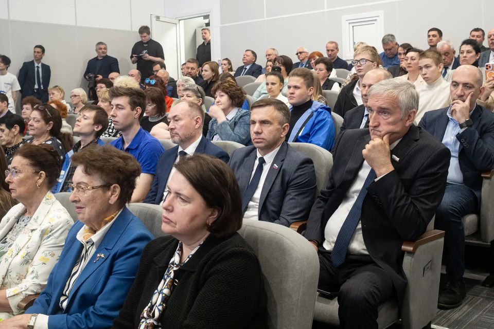 В мультимедийном парке «Россия — моя история» состоялся региональный отчётный форум по итогам реализации Народной программы партии «Единая Россия» «Есть результат!»