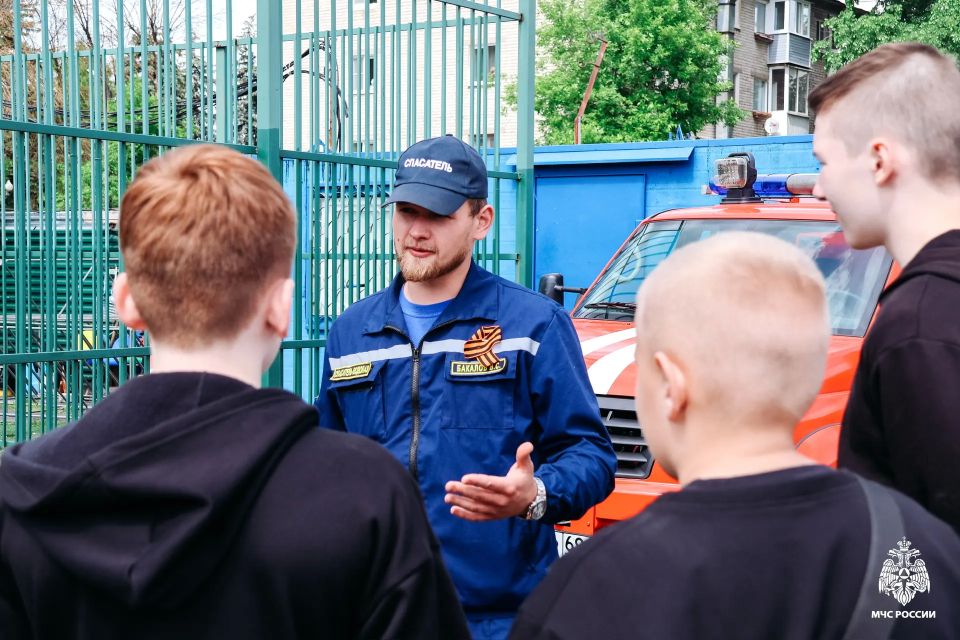 Праздник мужества и детства: силовые ведомства Тверской области подарили детям яркий День защиты детей Праздник мужества и детства: силовые ведомства Тверской области подарили детям яркий День защиты детей