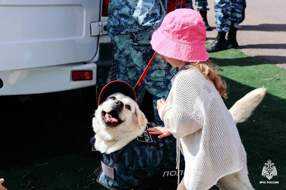 Праздник мужества и детства: силовые ведомства Тверской области подарили детям яркий День защиты детей Праздник мужества и детства: силовые ведомства Тверской области подарили детям яркий День защиты детей
