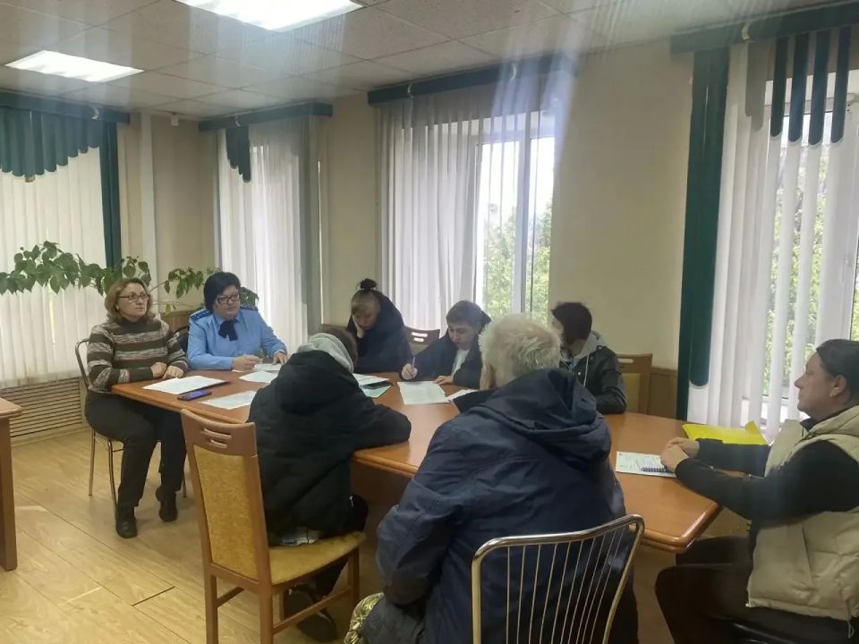 И.о. прокурора Торопецкого района Ольгой Фогорош проведен прием членов семей участников специальной военной операции
