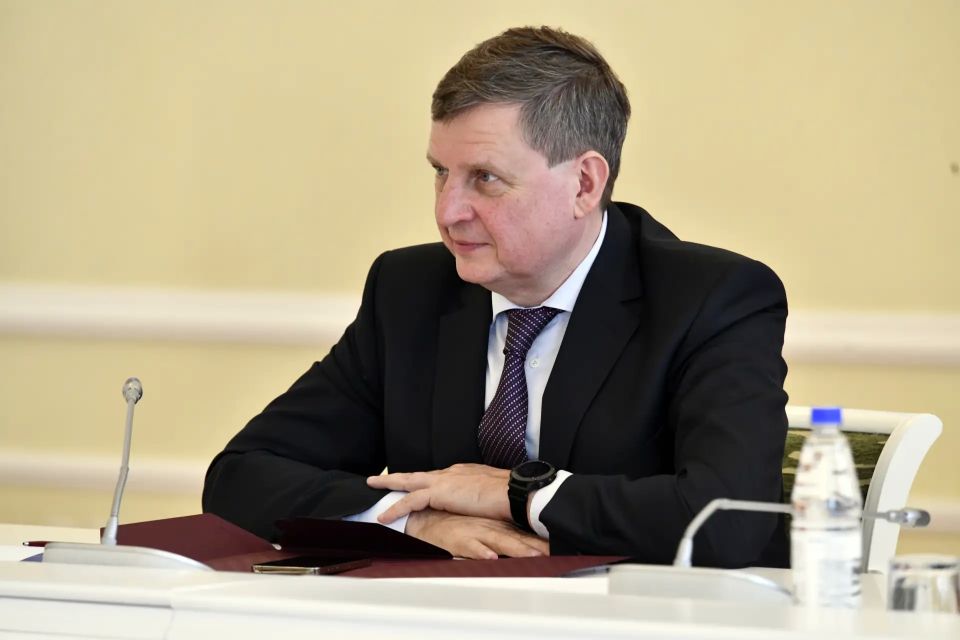 Законодатели и руководители контрольно-счётных органов ЦФО обсудили вопросы управления государственным имуществом Законодатели и руководители контрольно-счётных органов ЦФО обсудили вопросы управления государственным имуществом