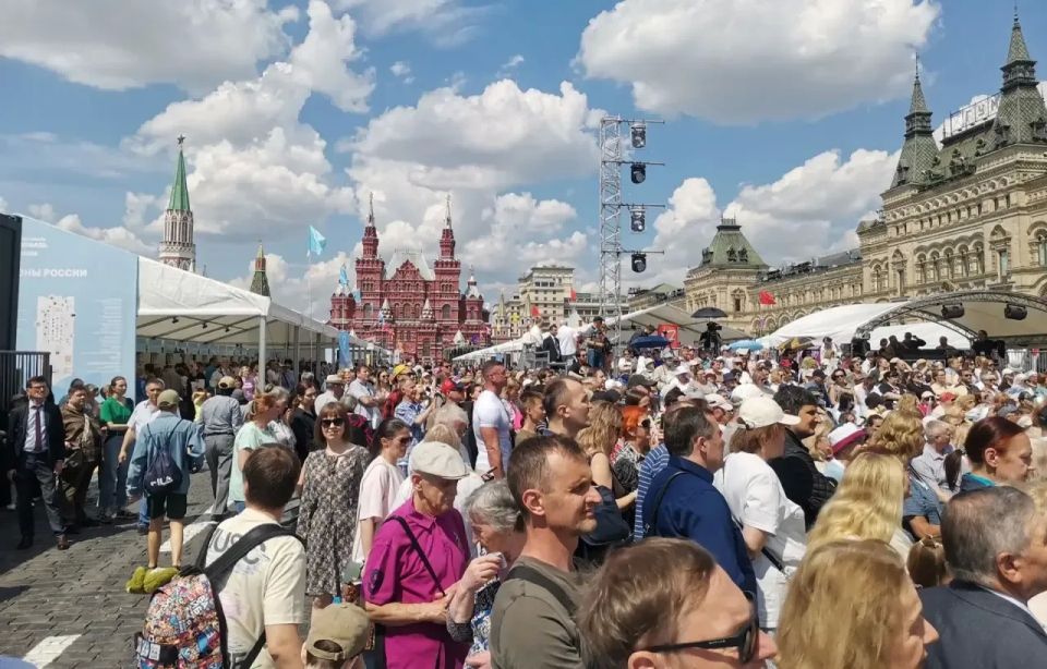 Тверская область представила на фестивале «Красная площадь» более 100 региональных изданий Тверская область представила на фестивале «Красная площадь» более 100 региональных изданий