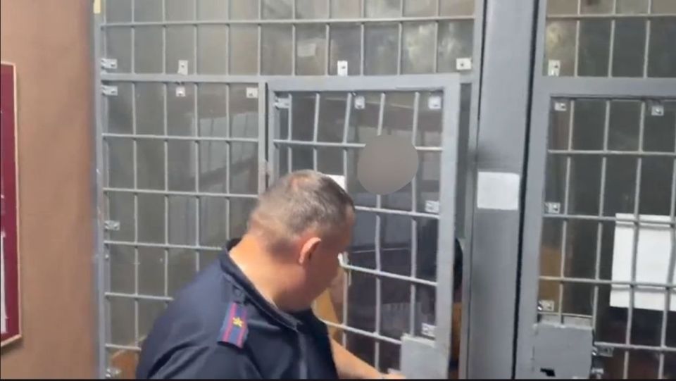 В период с 01 по 07 июня на территории г. Твери проведено профилактическое мероприятие «Водитель без права управления», в ходе которого было выявлено 20 водителей не имеющих водительского удостоверения и 4 водителя, ранее... В период с 01 по 07 июня на территории г. Твери проведено профилактическое мероприятие «Водитель без права управления», в ходе которого было выявлено 20 водителей не имеющих водительского удостоверения и 4 водителя, ранее...